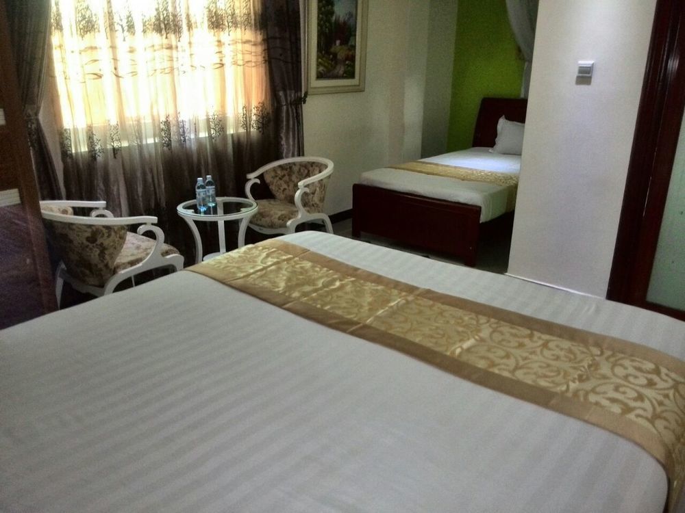 La Grande Hotel Kampala Buitenkant foto